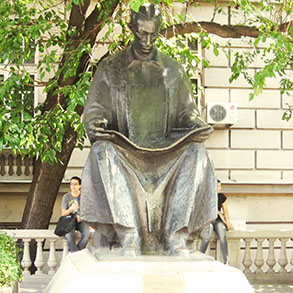 Concierge Belgrade | Monument to Nikola Tesla